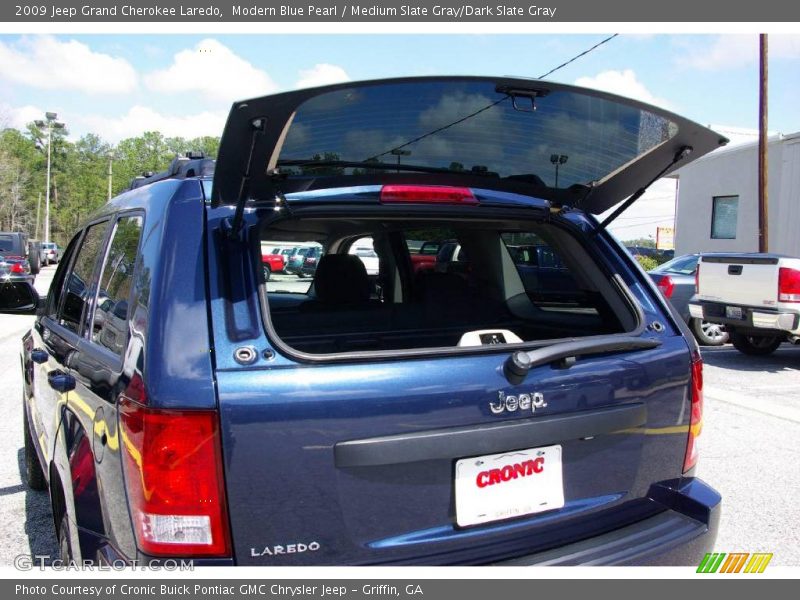 Modern Blue Pearl / Medium Slate Gray/Dark Slate Gray 2009 Jeep Grand Cherokee Laredo
