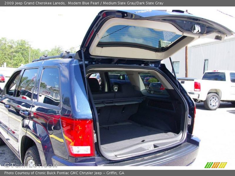 Modern Blue Pearl / Medium Slate Gray/Dark Slate Gray 2009 Jeep Grand Cherokee Laredo