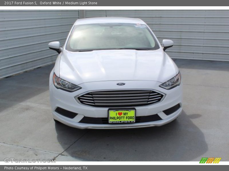 Oxford White / Medium Light Stone 2017 Ford Fusion S