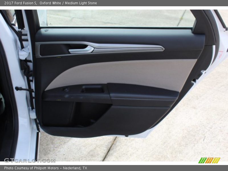 Oxford White / Medium Light Stone 2017 Ford Fusion S