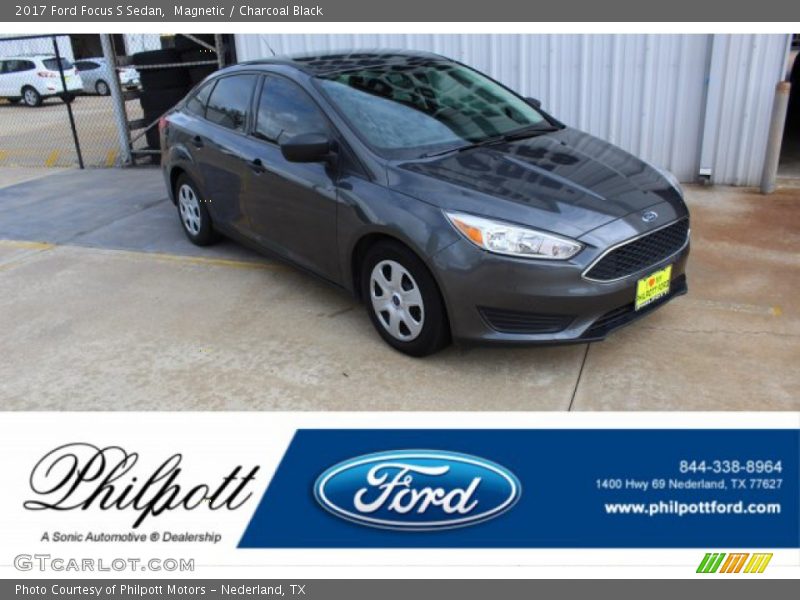 Magnetic / Charcoal Black 2017 Ford Focus S Sedan
