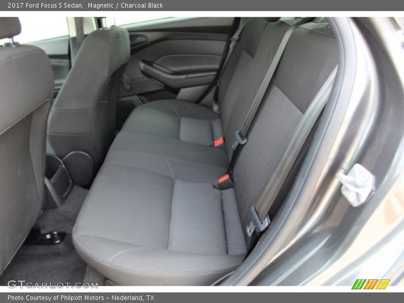 Magnetic / Charcoal Black 2017 Ford Focus S Sedan