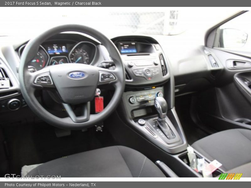 Magnetic / Charcoal Black 2017 Ford Focus S Sedan