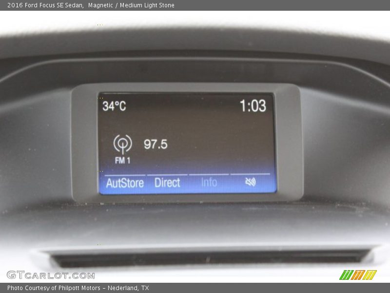Magnetic / Medium Light Stone 2016 Ford Focus SE Sedan