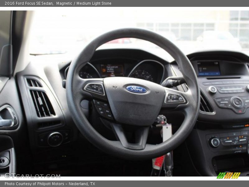 Magnetic / Medium Light Stone 2016 Ford Focus SE Sedan