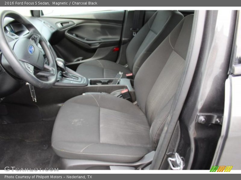 Magnetic / Charcoal Black 2016 Ford Focus S Sedan