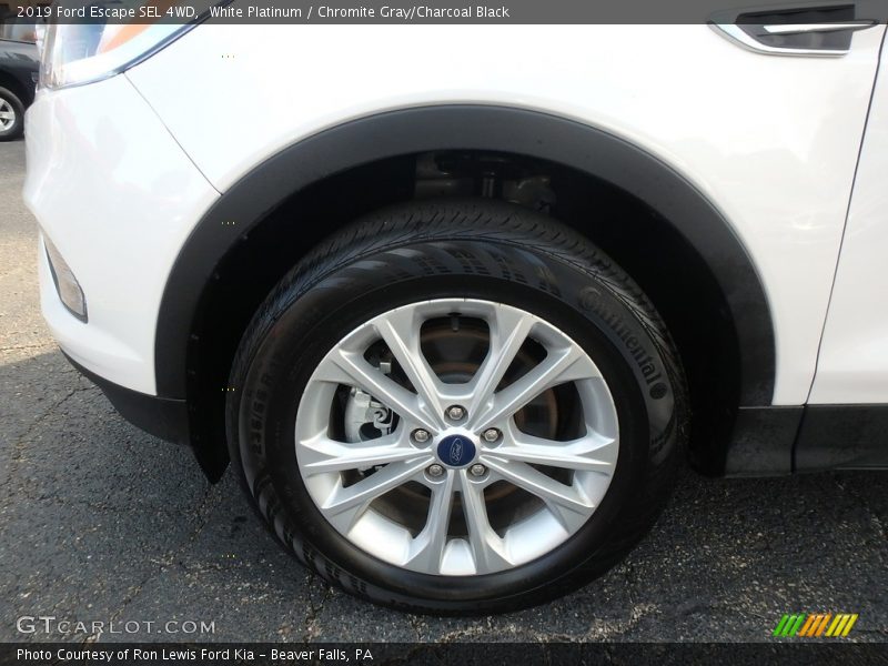 White Platinum / Chromite Gray/Charcoal Black 2019 Ford Escape SEL 4WD