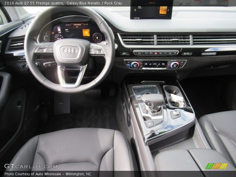 Dashboard of 2019 Q7 55 Prestige quattro