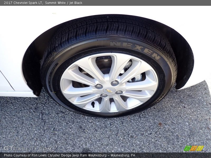 Summit White / Jet Black 2017 Chevrolet Spark LT