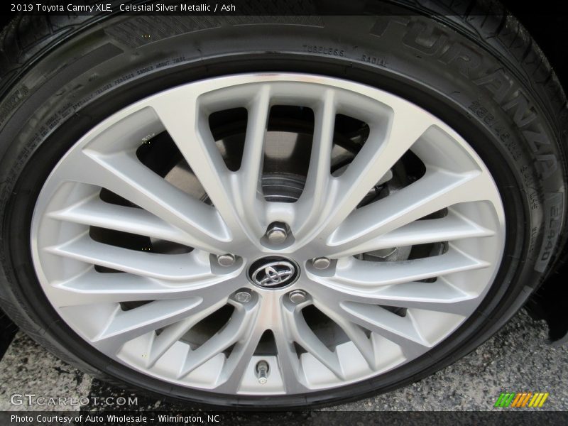 Celestial Silver Metallic / Ash 2019 Toyota Camry XLE