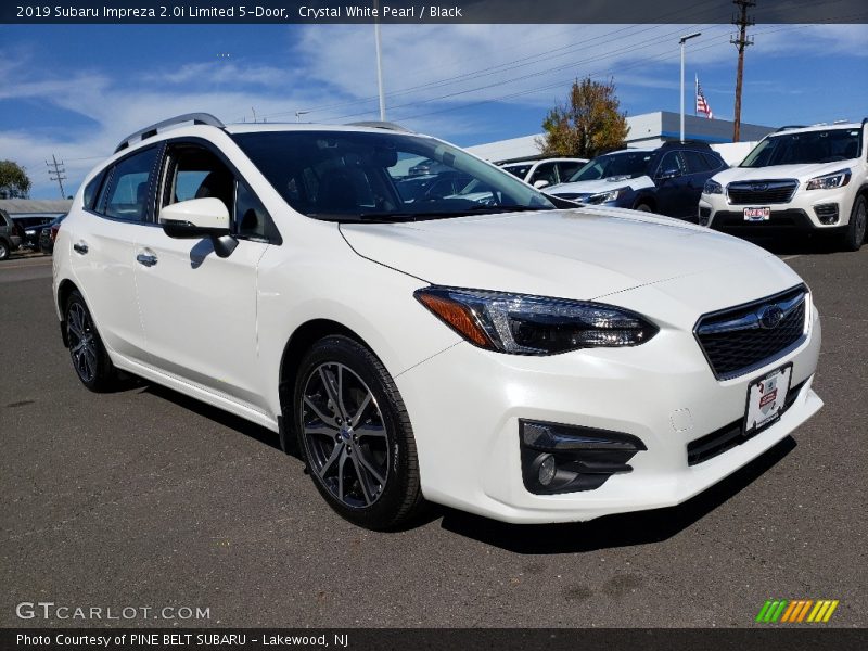 Front 3/4 View of 2019 Impreza 2.0i Limited 5-Door