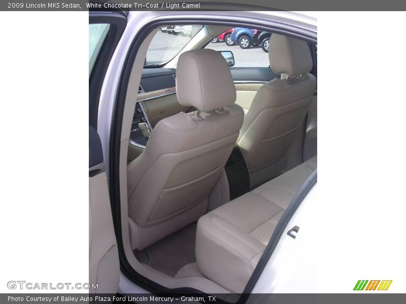 White Chocolate Tri-Coat / Light Camel 2009 Lincoln MKS Sedan