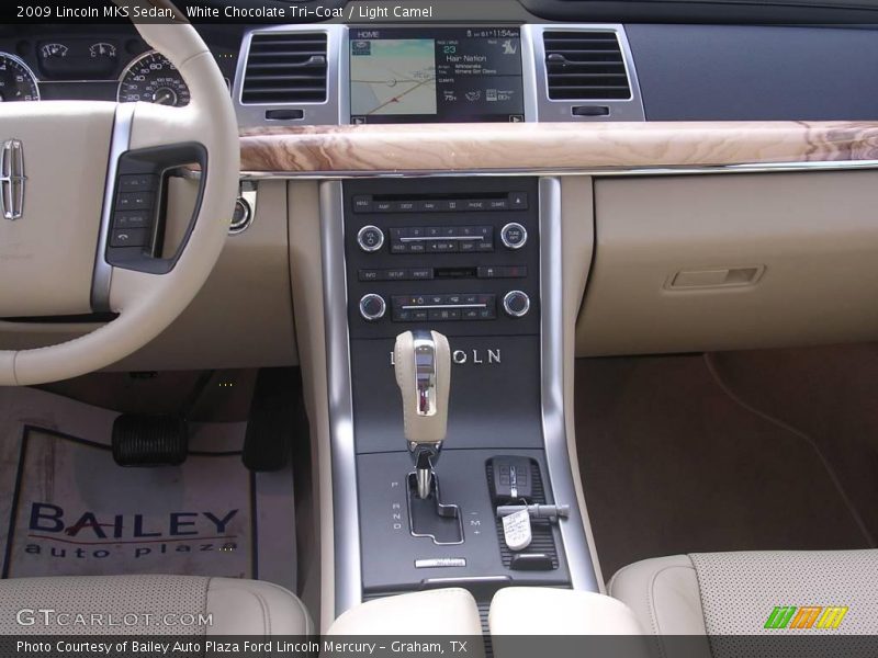 White Chocolate Tri-Coat / Light Camel 2009 Lincoln MKS Sedan