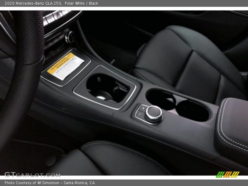 Polar White / Black 2020 Mercedes-Benz GLA 250