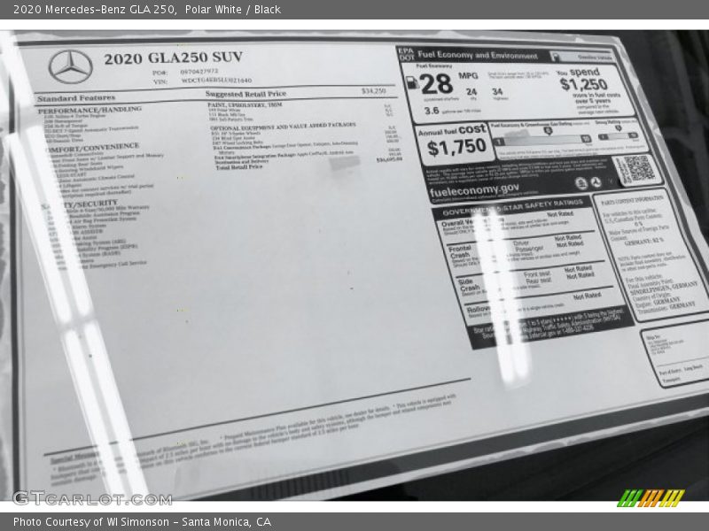 Polar White / Black 2020 Mercedes-Benz GLA 250