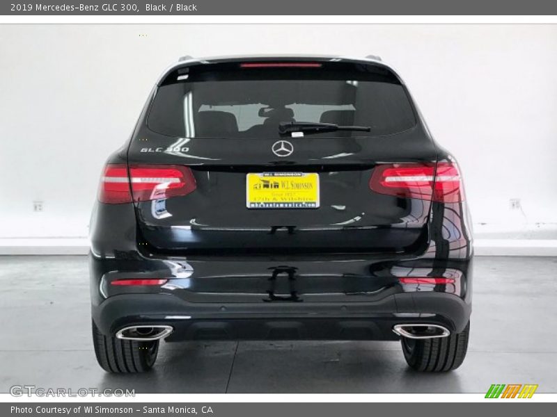 Black / Black 2019 Mercedes-Benz GLC 300