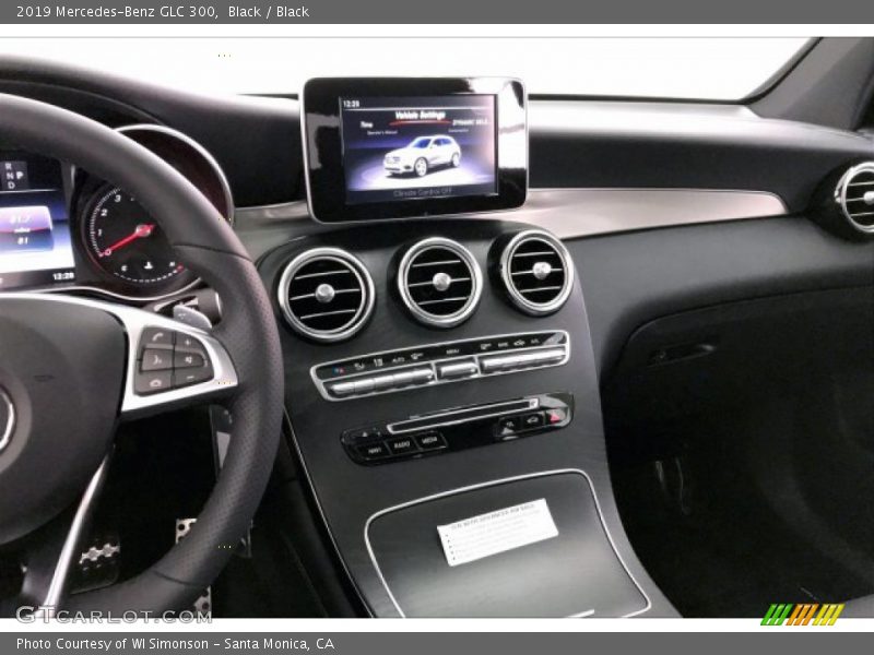 Black / Black 2019 Mercedes-Benz GLC 300