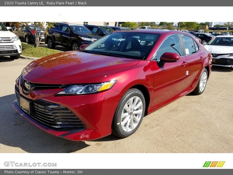 Ruby Flare Pearl / Black 2020 Toyota Camry LE