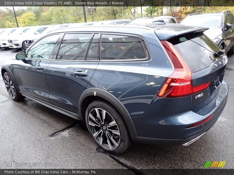 Denim Blue Metallic / Blonde 2020 Volvo V60 Cross Country T5 AWD