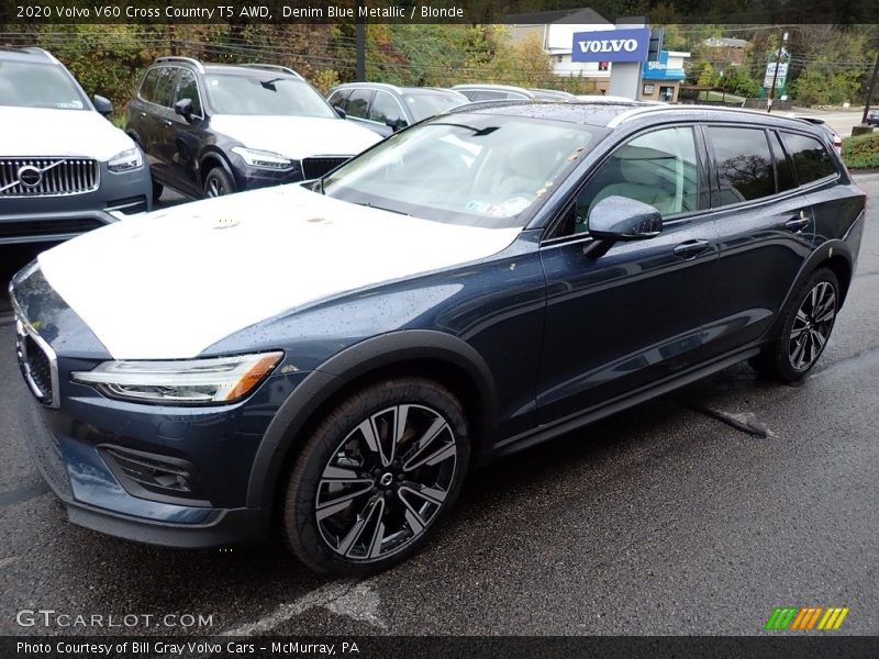 Denim Blue Metallic / Blonde 2020 Volvo V60 Cross Country T5 AWD