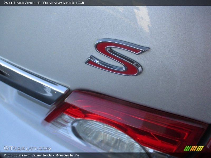 Classic Silver Metallic / Ash 2011 Toyota Corolla LE