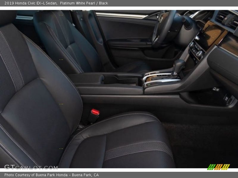 Platinum White Pearl / Black 2019 Honda Civic EX-L Sedan