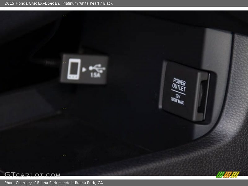 Platinum White Pearl / Black 2019 Honda Civic EX-L Sedan