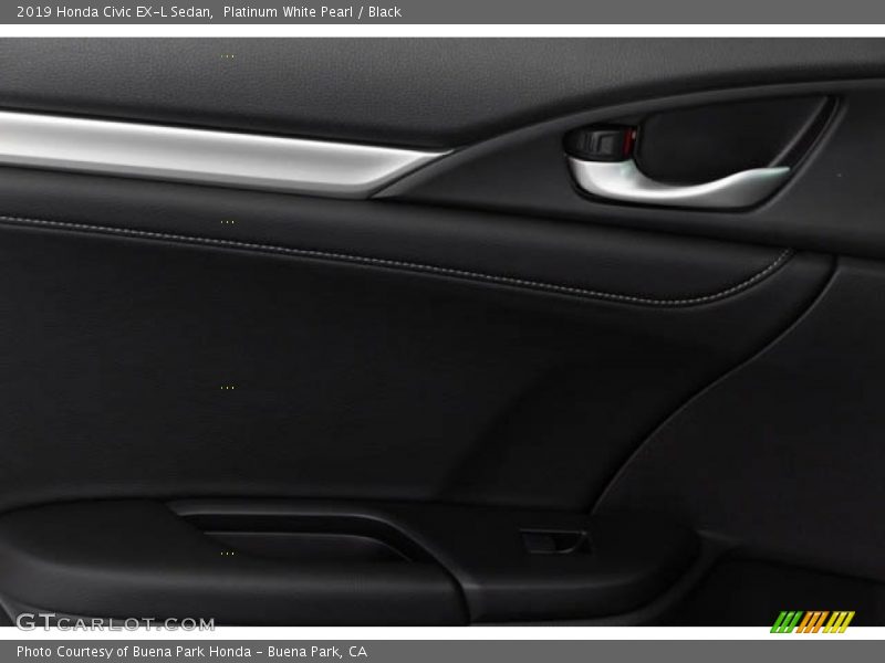 Platinum White Pearl / Black 2019 Honda Civic EX-L Sedan