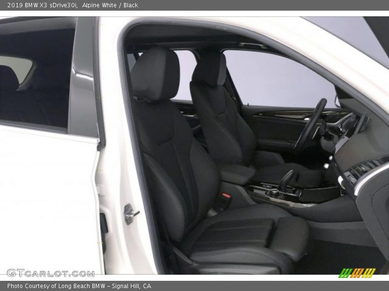 Alpine White / Black 2019 BMW X3 sDrive30i