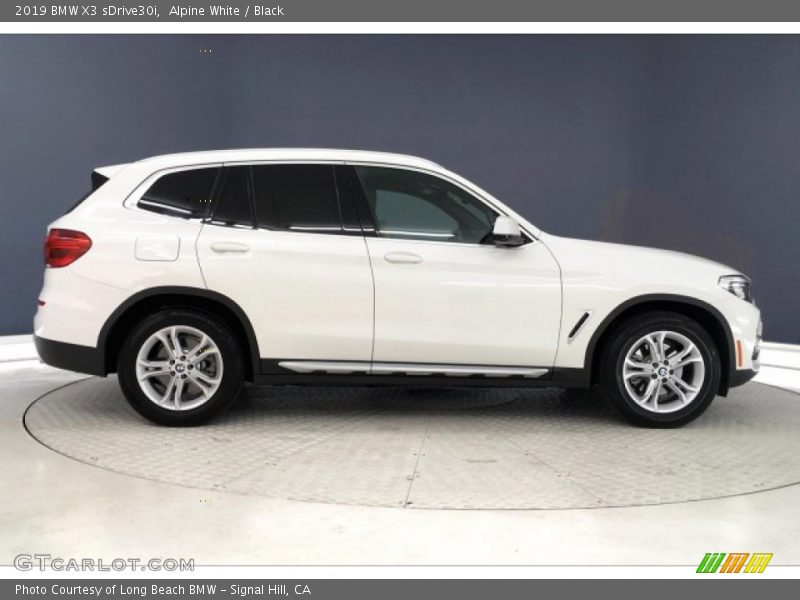 Alpine White / Black 2019 BMW X3 sDrive30i