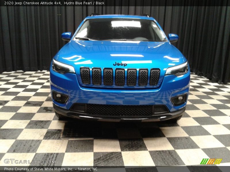 Hydro Blue Pearl / Black 2020 Jeep Cherokee Altitude 4x4