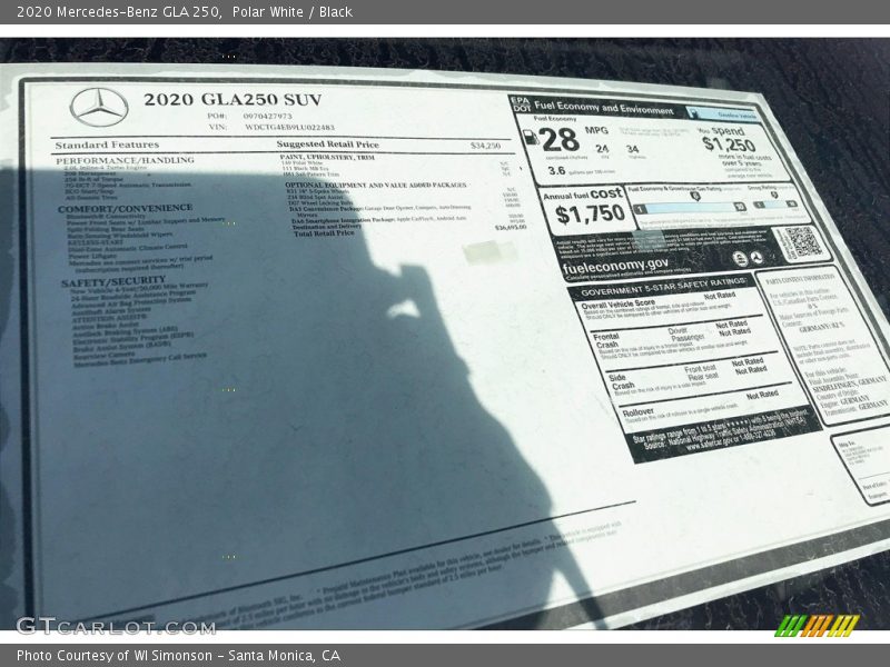 Polar White / Black 2020 Mercedes-Benz GLA 250