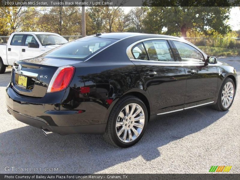 Tuxedo Black Metallic / Light Camel 2009 Lincoln MKS Sedan