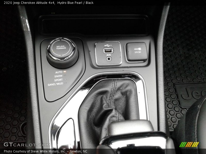 Hydro Blue Pearl / Black 2020 Jeep Cherokee Altitude 4x4