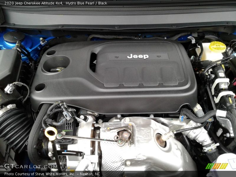 Hydro Blue Pearl / Black 2020 Jeep Cherokee Altitude 4x4