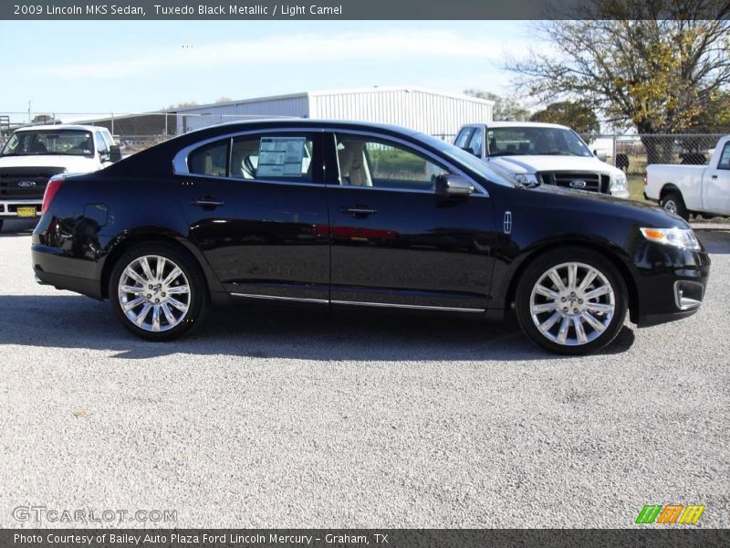 Tuxedo Black Metallic / Light Camel 2009 Lincoln MKS Sedan