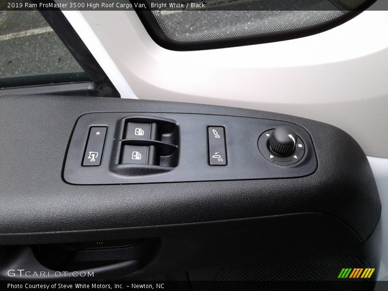 Bright White / Black 2019 Ram ProMaster 3500 High Roof Cargo Van