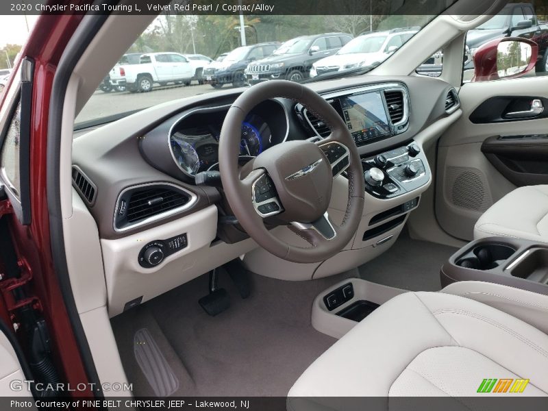  2020 Pacifica Touring L Cognac/Alloy Interior