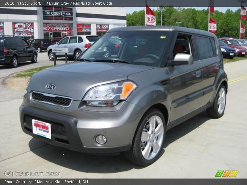 Titanium Gray / Red/Black Sport Cloth 2010 Kia Soul Sport