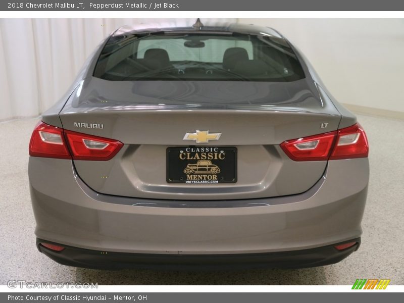 Pepperdust Metallic / Jet Black 2018 Chevrolet Malibu LT