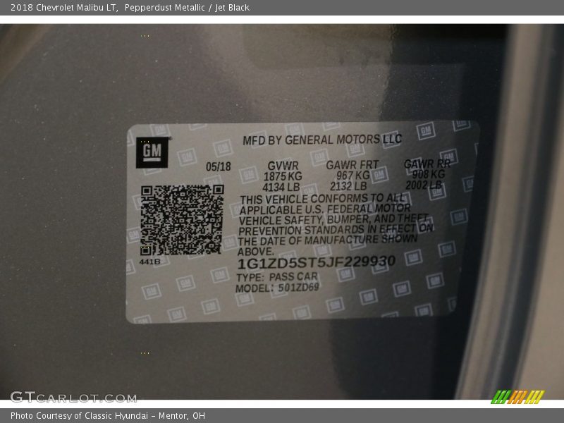Pepperdust Metallic / Jet Black 2018 Chevrolet Malibu LT