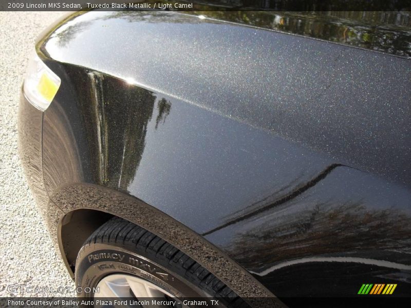 Tuxedo Black Metallic / Light Camel 2009 Lincoln MKS Sedan