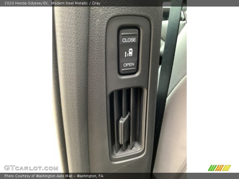 Modern Steel Metallic / Gray 2020 Honda Odyssey EX