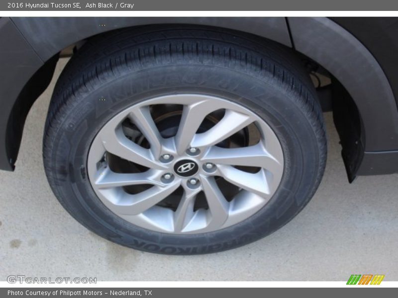 Ash Black / Gray 2016 Hyundai Tucson SE