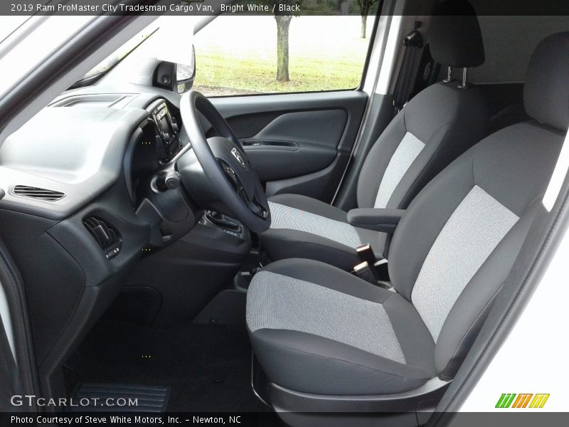 Bright White / Black 2019 Ram ProMaster City Tradesman Cargo Van