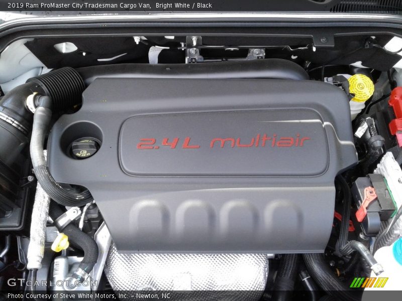 Bright White / Black 2019 Ram ProMaster City Tradesman Cargo Van