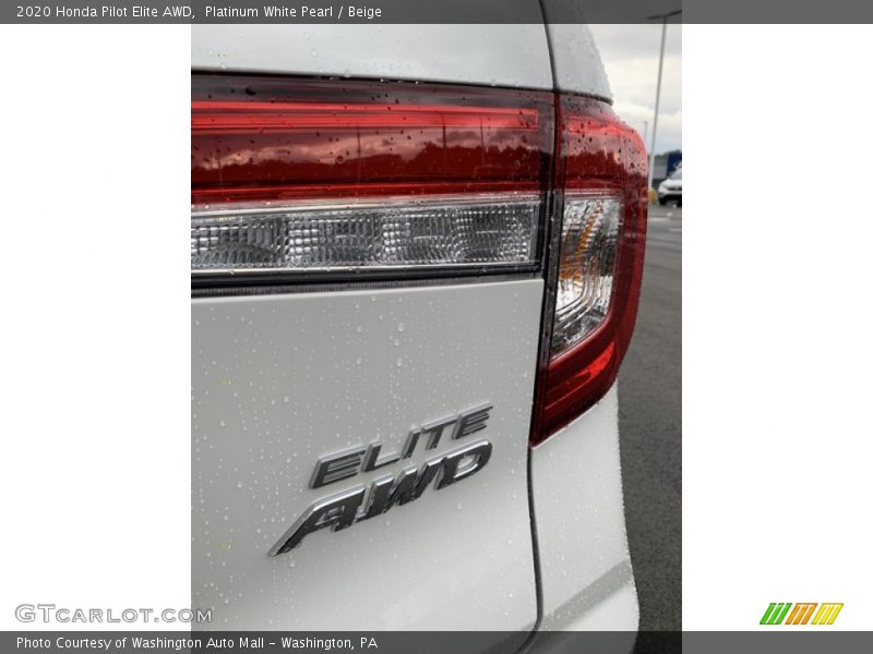 Platinum White Pearl / Beige 2020 Honda Pilot Elite AWD