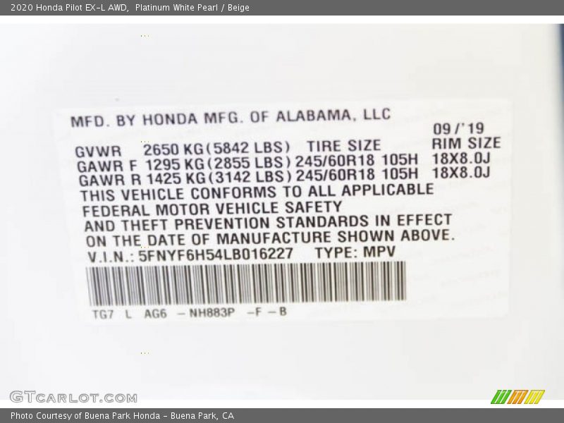 Platinum White Pearl / Beige 2020 Honda Pilot EX-L AWD