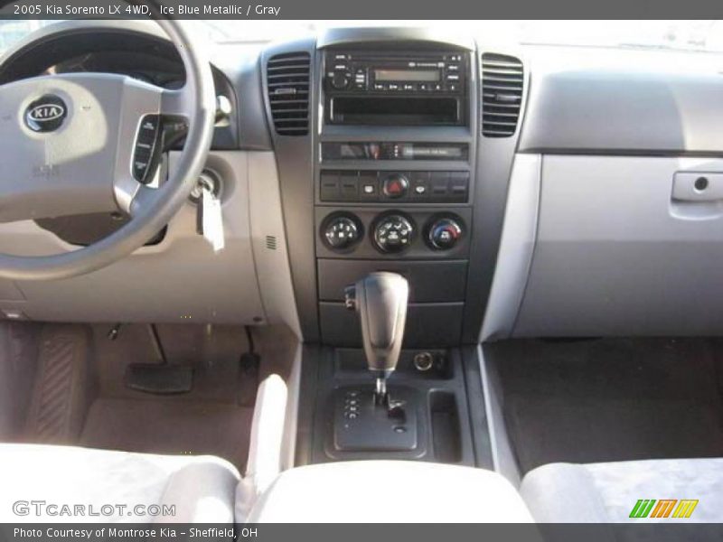 Ice Blue Metallic / Gray 2005 Kia Sorento LX 4WD