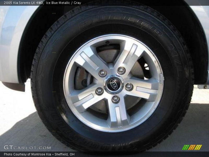 Ice Blue Metallic / Gray 2005 Kia Sorento LX 4WD